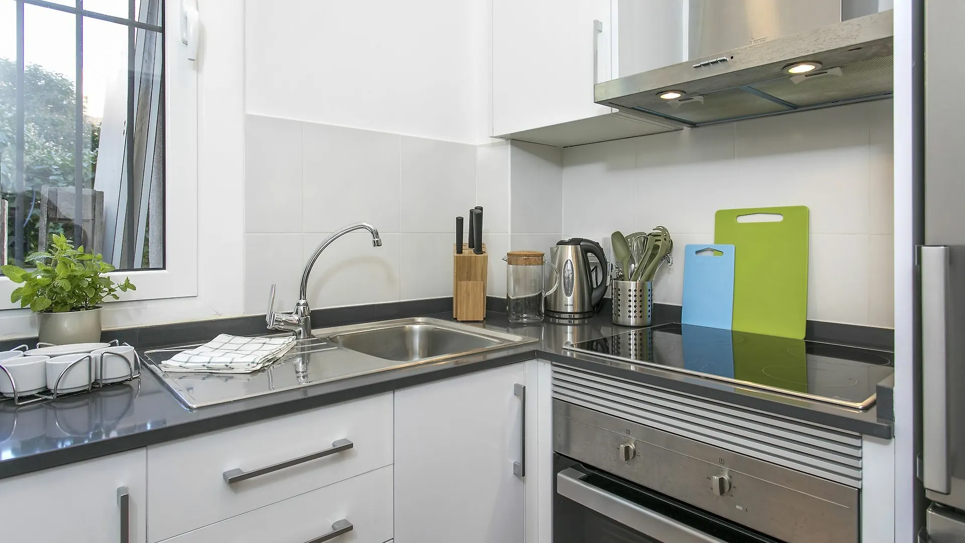 Gracia Blue Suites Barcelone 0*,